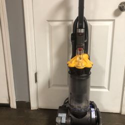 Dyson Dc33