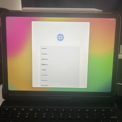 iPad 11” M2