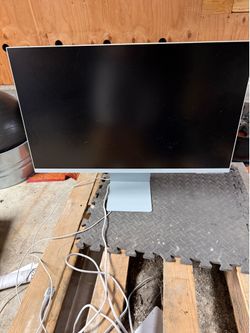 Samsung smart monitor m8