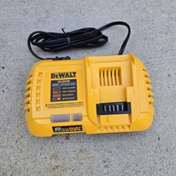 Dewalt 20v Fast Charger Brand New