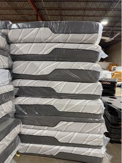 Queen size mattress memory foam free delivery