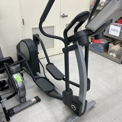 Life Fitness Elliptical (Commercial)