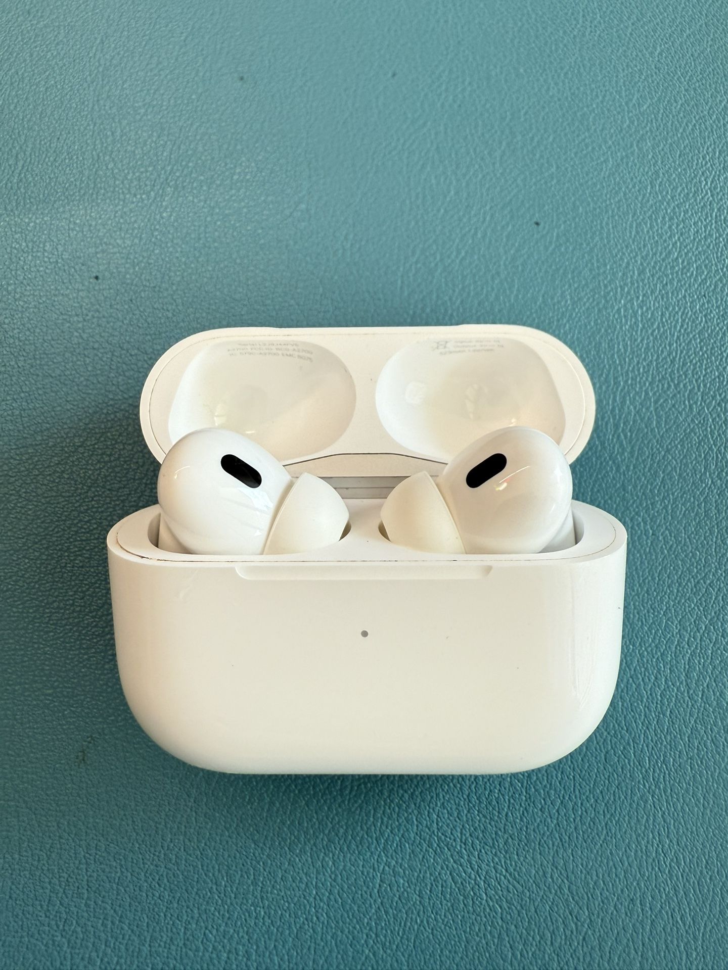 Apple AirPods Pro - 1st Generation
