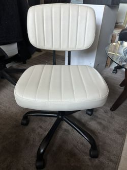 Brand New Comfy Chair