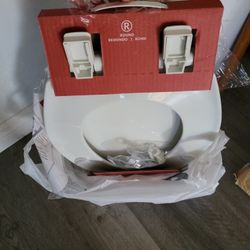 New Round Toilet Seat