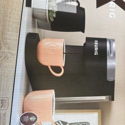 Keurig K Slim Single Serve Coffee Maker 3 Cups 