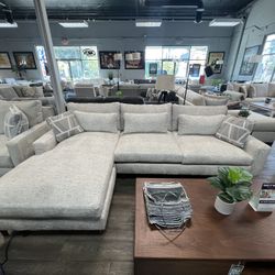 Beige Sectional w/ chaise