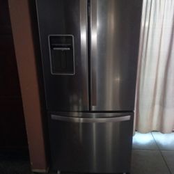 Whirlpool Refrigerator 