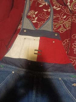 Tommy Hilfiger