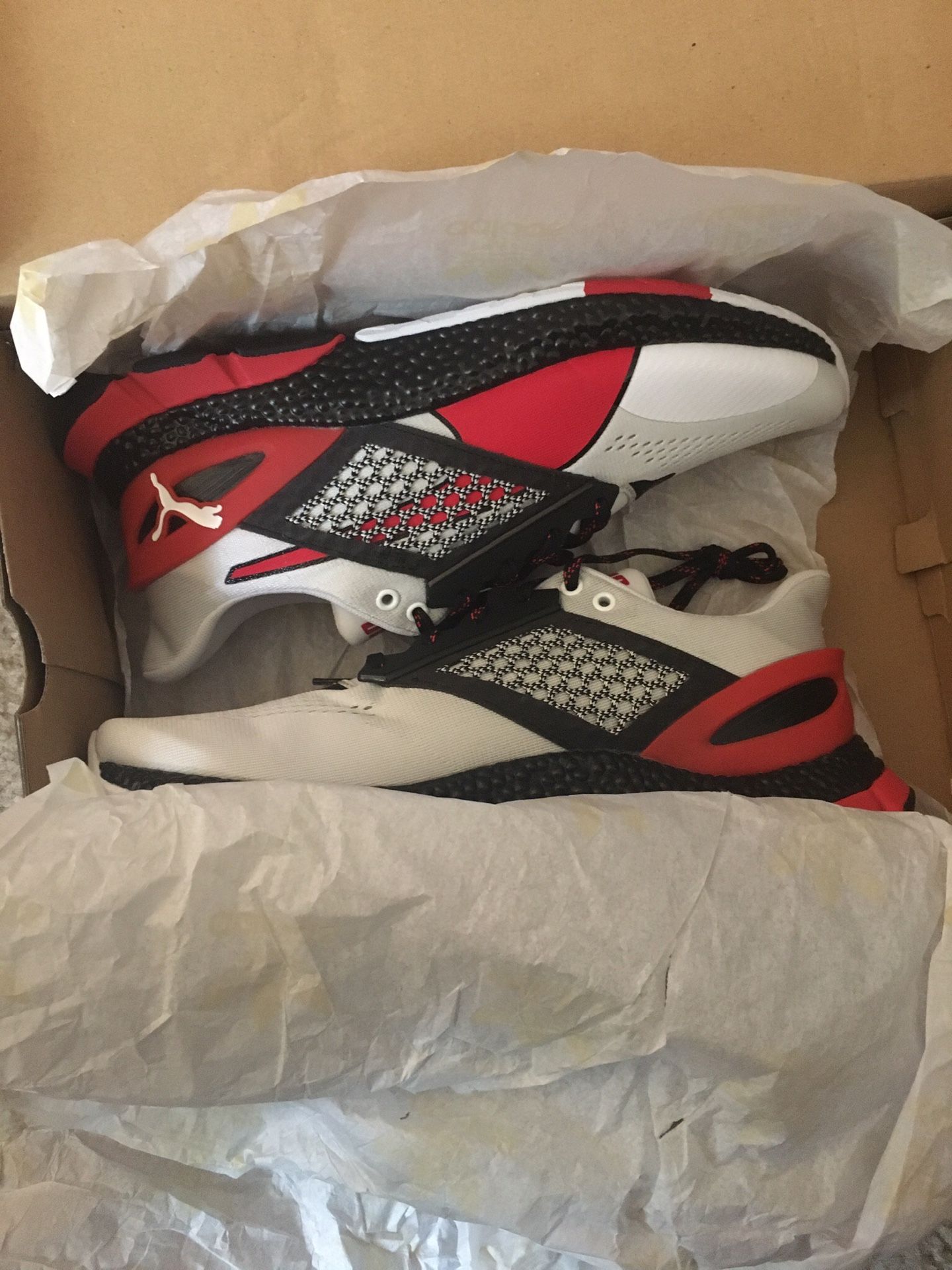 Brand new puma size 10