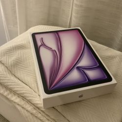 Brand New iPad Air 11 M3 Wi-Fi