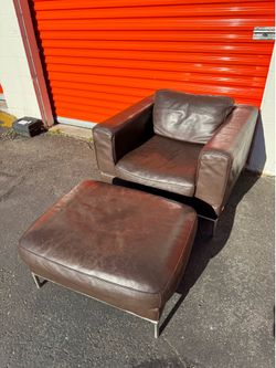 Natuzzi Italian Leather Armchair & Ottoman Set – Brown