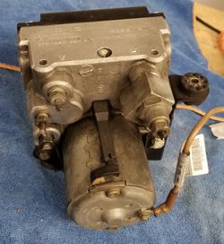 ABS Unit For 1998 To 2004 BMW 528i . Confirm Numbers