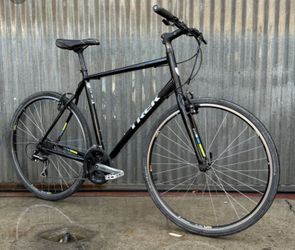 Trek FX 7.2 Hybrid Road Bicycle