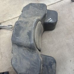 4 Wheeler Back Rest And Storage 