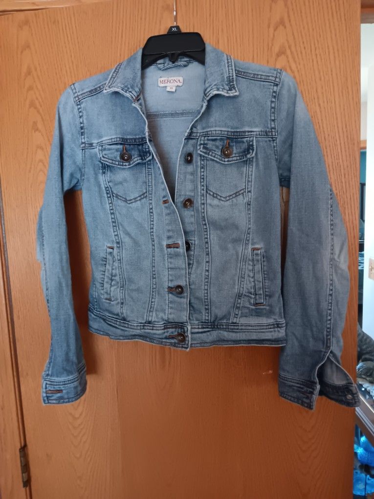 Women's Size Xsmall, Merona Jean Jacket