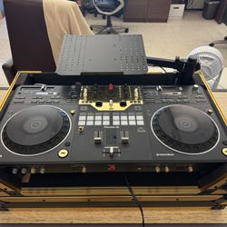 DJ CONTROLLER DDJ-REV5 with CASE 