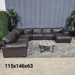 Italsofa by Natuzzi Ushaped Sectional Sofa (Delivery Available!! )