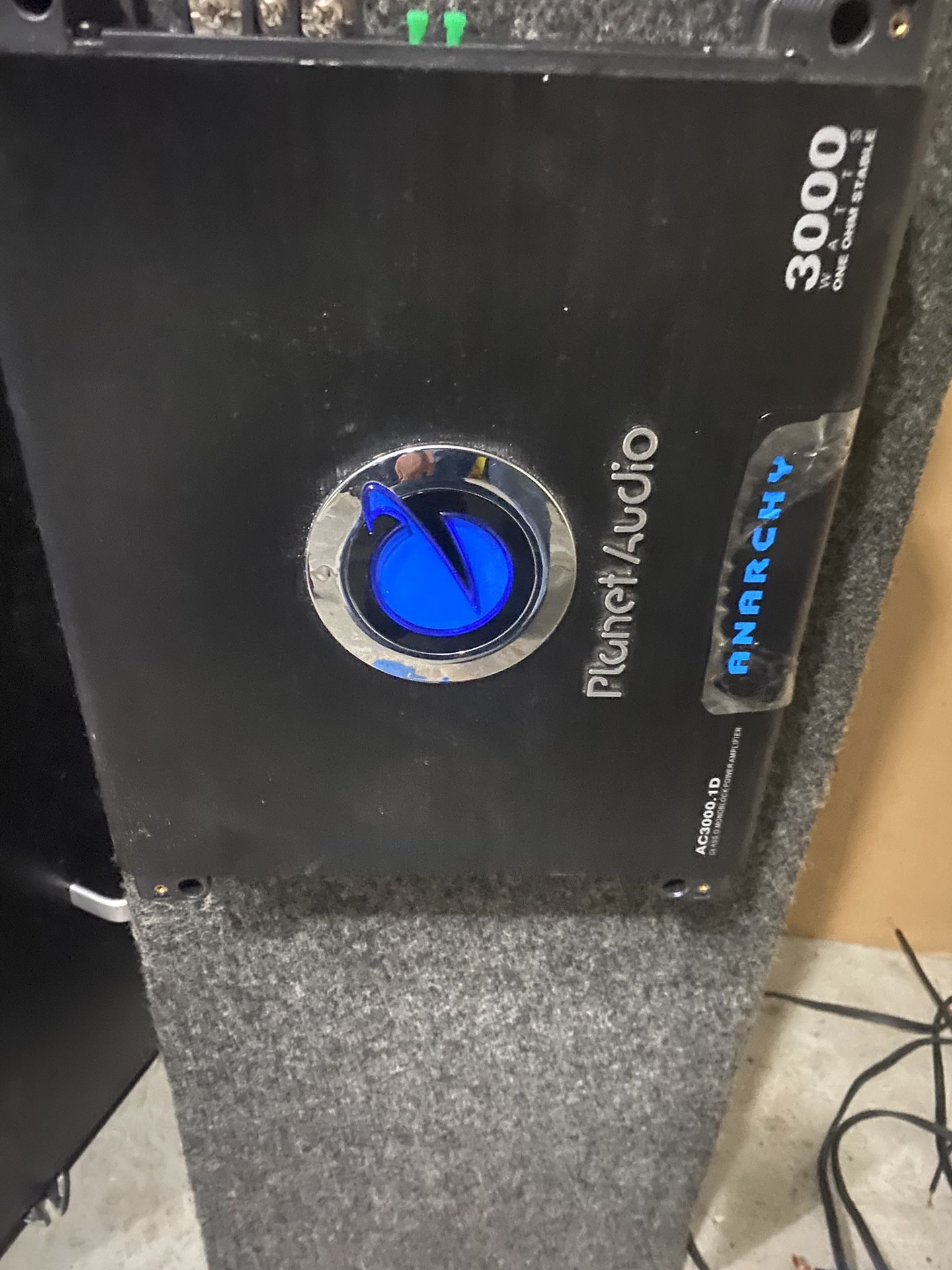 Speakers And Amplifier