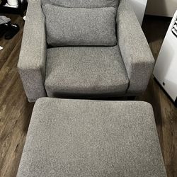 Slightly used arm chair w/ ottoman for footrest