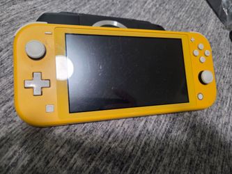 Nintendo Switch Lite - Yellow - No Power