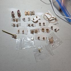 12 Set Earings --4 Pins1 Hair Pin--3 Belly Type Rings