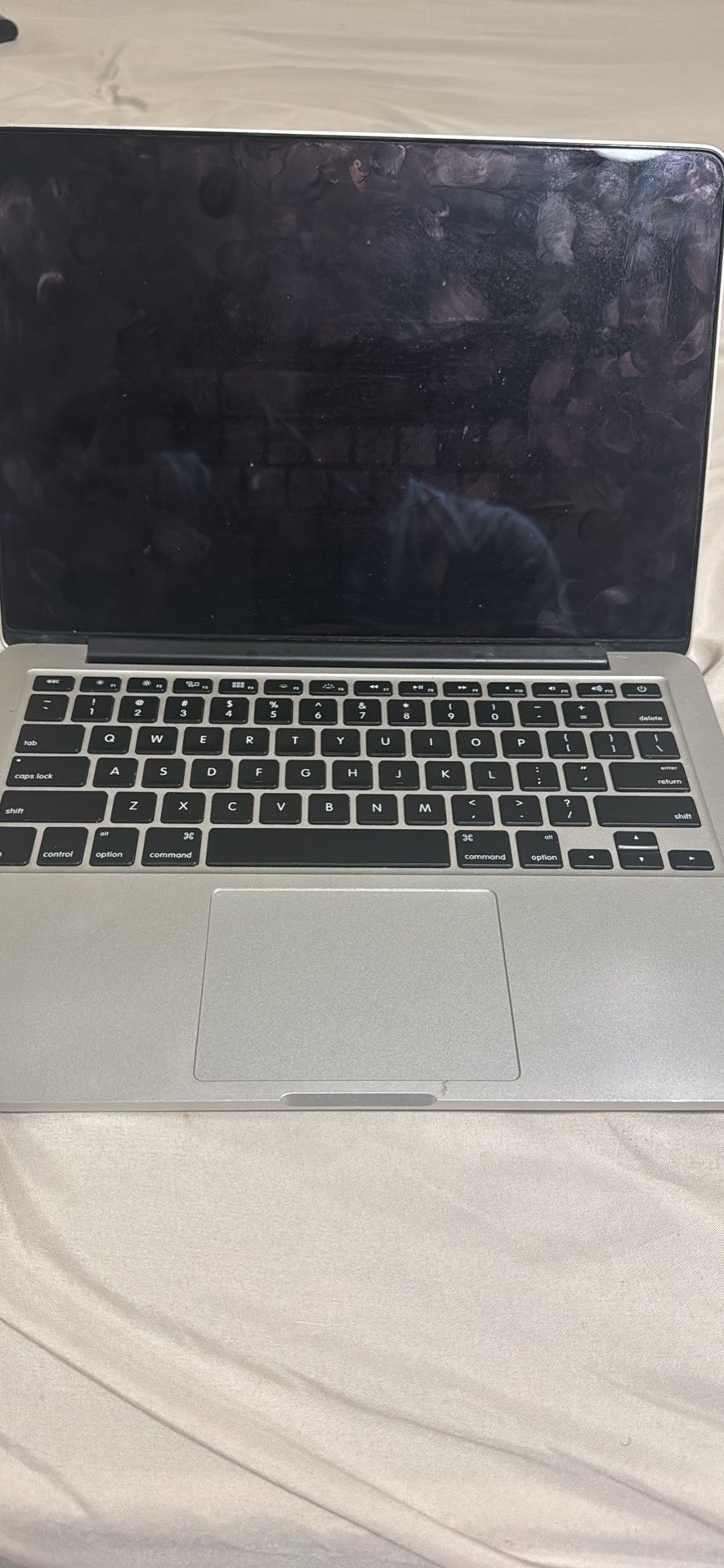 MacBook Pro Model A1502 LCD Broken