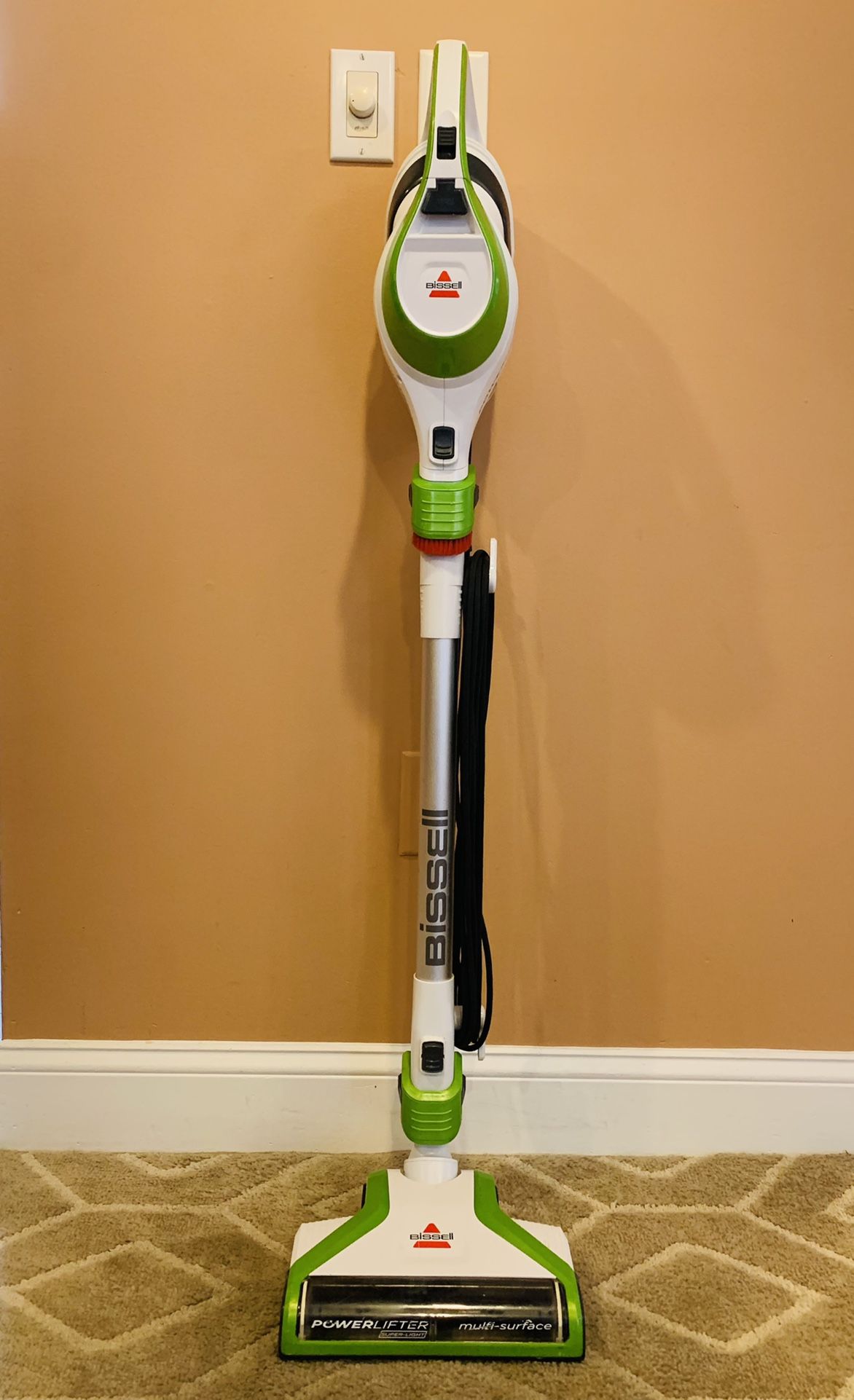 Bissell power lifter slim vacuum cleaner