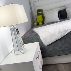 Kind Bedroom Set 