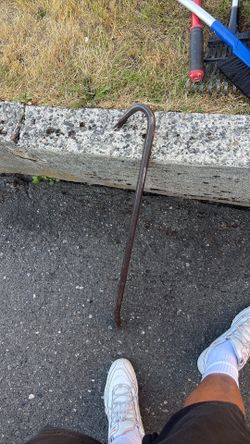 Large pry bar
