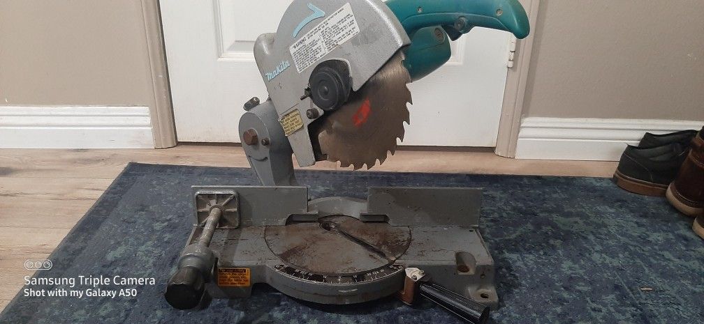 Makita 10" Miter Saw
