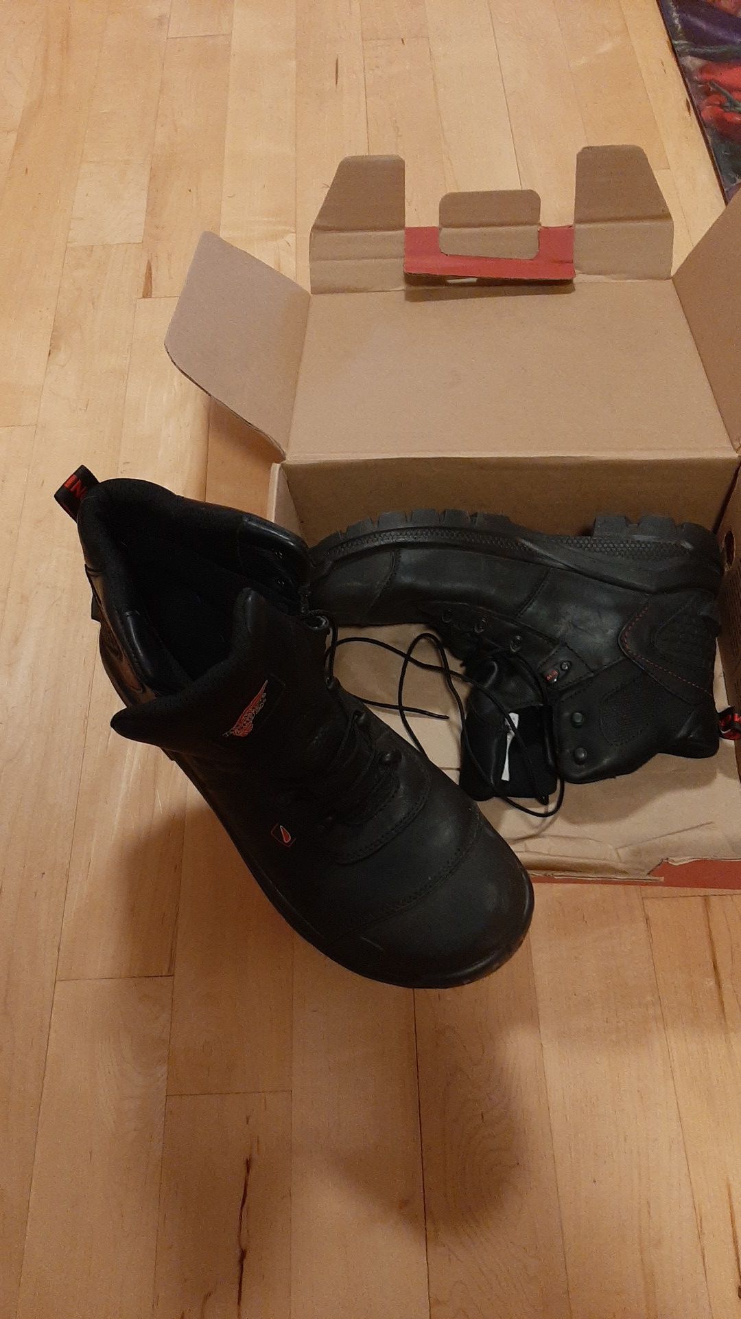Red wing size 12 aluminum toe work boot