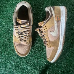 Nike Low Dunks “Teddy Bear” 