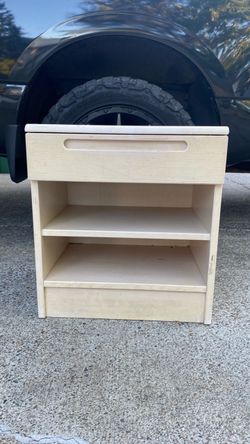 Night stand