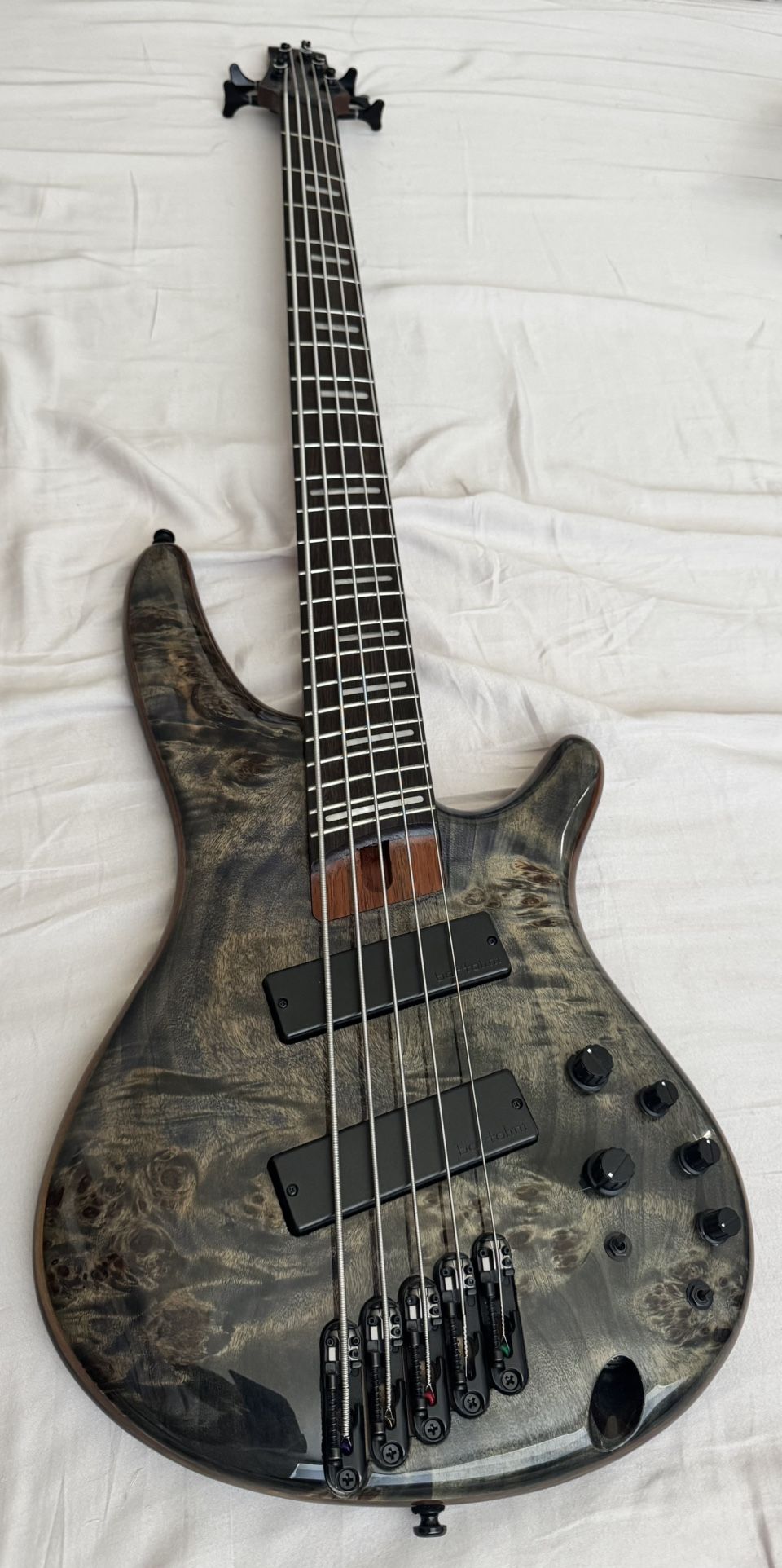🎸 Ibanez SRMS805 Multi-Scale 5-String Bass – $900! Pickup in Meridian 🎸