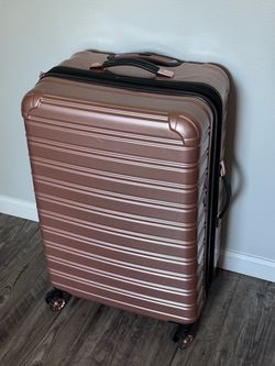 Rose Gold Hard Shell Spinner Luggage