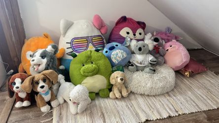 Squish mellow Stuffed Animals 