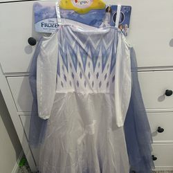 Girls Costumes - Elsa, Anna, Tiana, Moana, Isabella