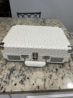 Bluetooth in/Out Suitcase Turntable