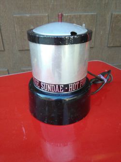 Hot Fudge Sundae Dispenser