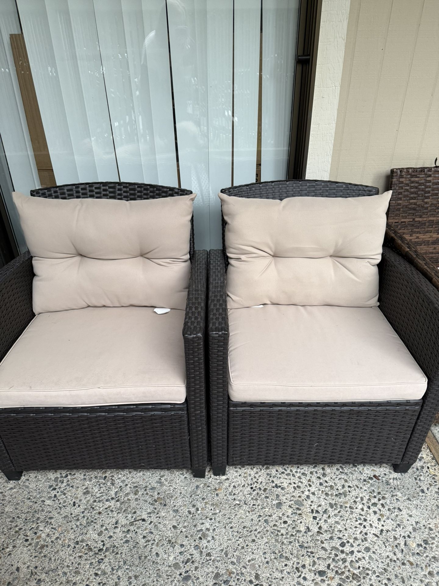 Patio Chair and Table Set