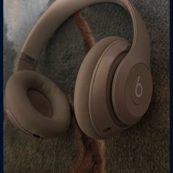 Beats Studio Pro