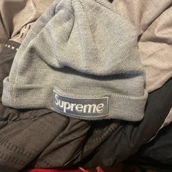 Supreme Hat