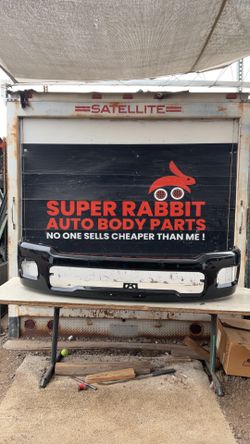 2025 Ram Bumper Front OEM 2026