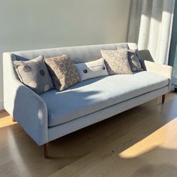 ✨FREE DELIVERY Gorgeous Light Gray MCM Sofa