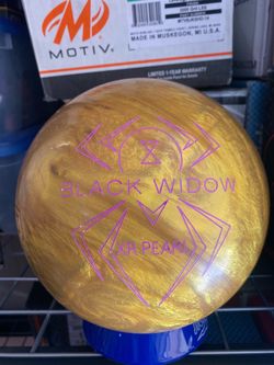 15lb Hammer Black Widow  XR Pearl Overseas
