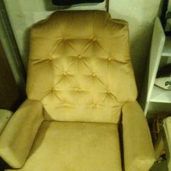 Vintage Rocker Chairs For Sale