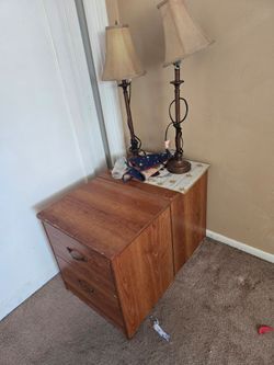 Dresser - nightstands - lamps FREE PICK UP TODAY