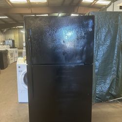 Fridge (garage) 