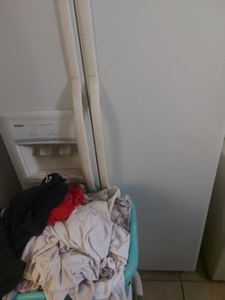 Refridgerator